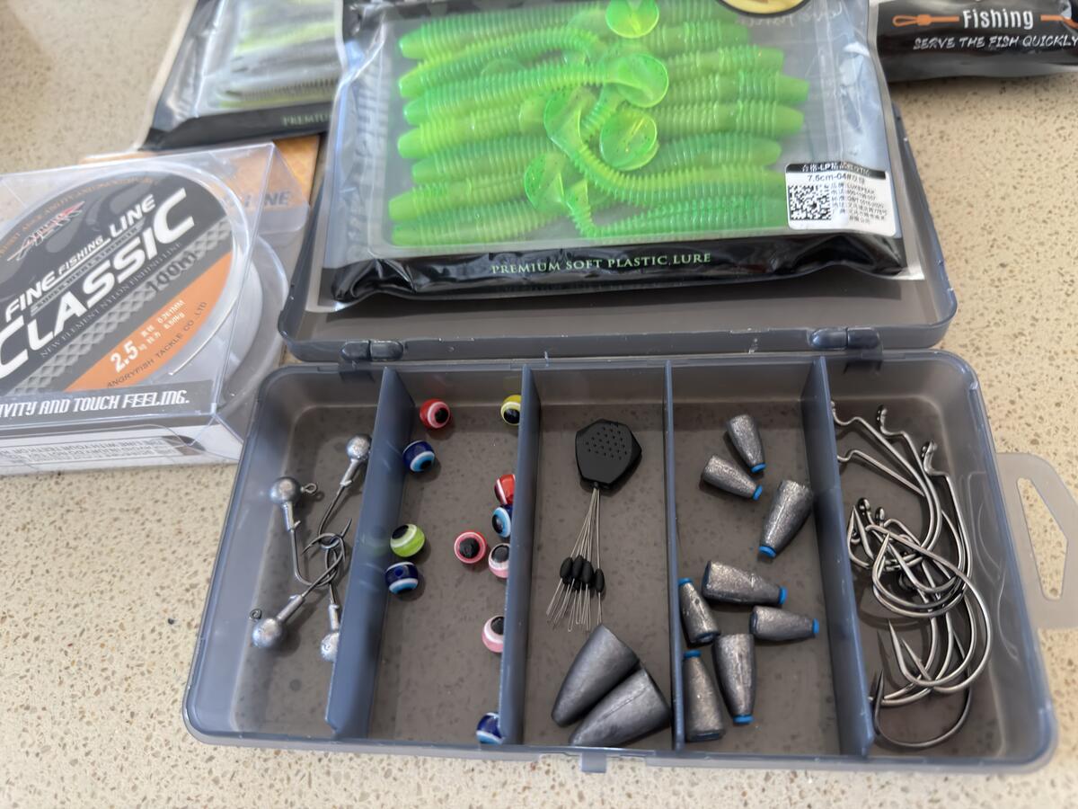 Texas Rig components - hooks, weights, beads, stops
